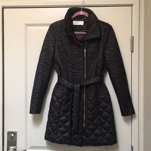 Tahari Puffer Coat Size Small Black, like new